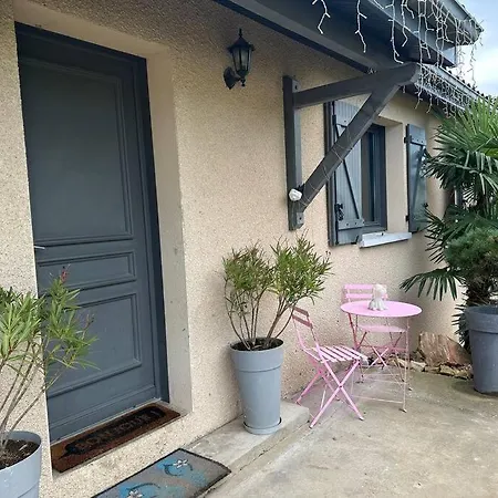 Comme A La Maison…