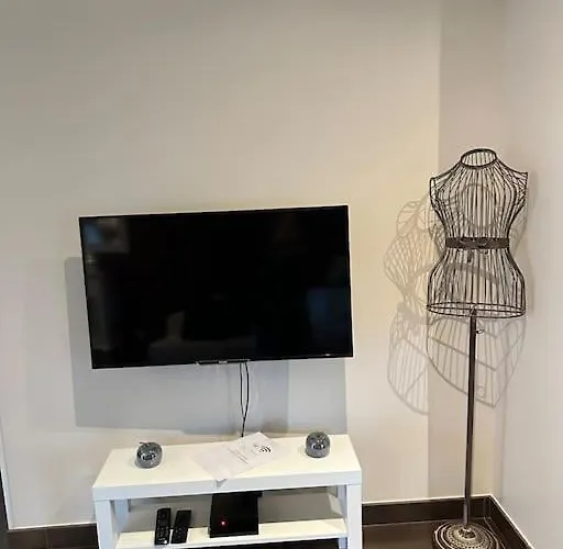 Comme à La Maison… *