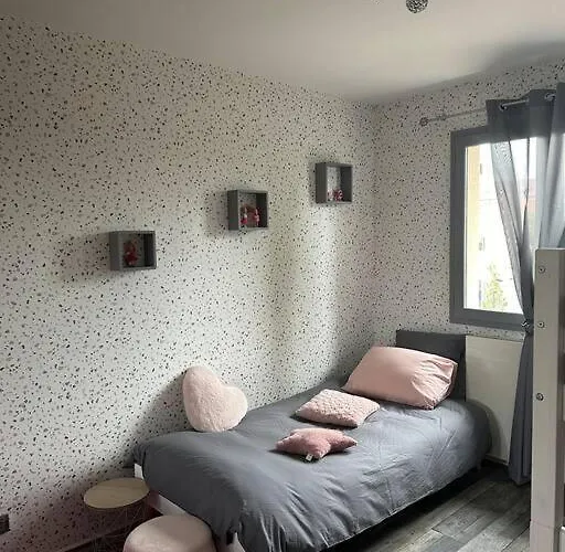 Comme à La Maison… *